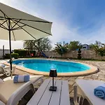 My Dalmatia - Maroko With Private Pool Vakantiehuis *