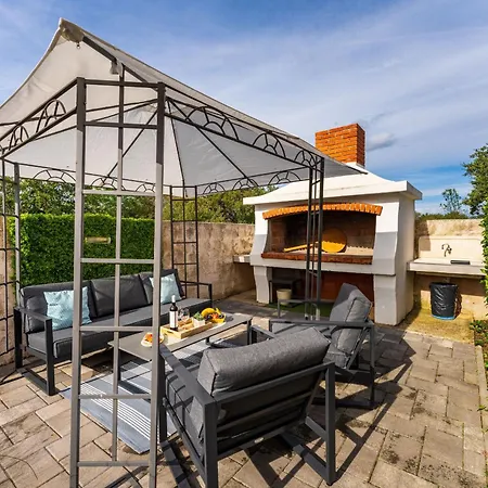 Casa vacanze My Dalmatia - Maroko With Private Pool